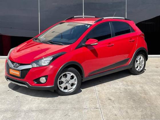 HYUNDAI HB20X 1.6 16V PREMIUM FLEX 4P AUTOMÁTICO HYUNDAI HB20X 1.6 16V PREMIUM FLEX 4P AUTOMÁTICO